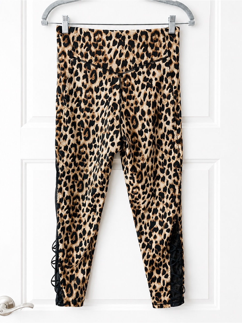 Under Armour& Victoria’s Secret Leggins Bundle Size M 3 Pack - Picture 3 of 7